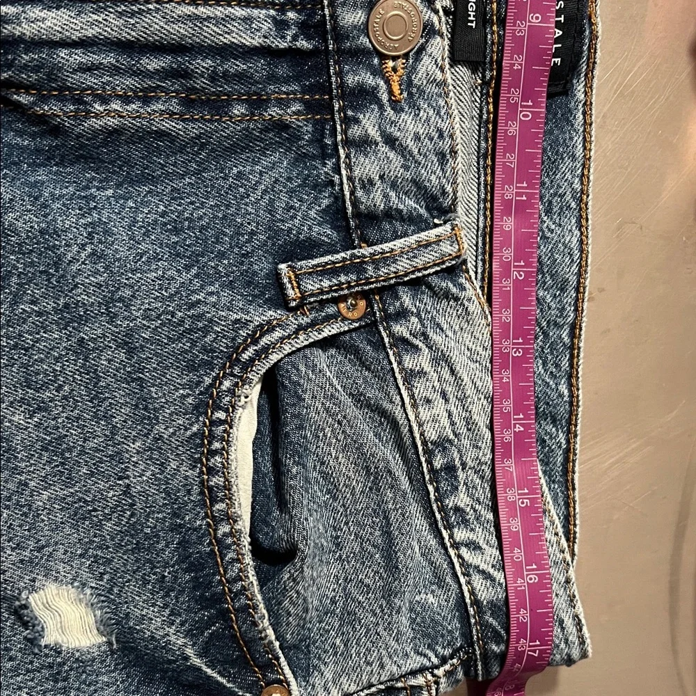 Aeropostale Relaxed Fit Ripped Blue Jeans